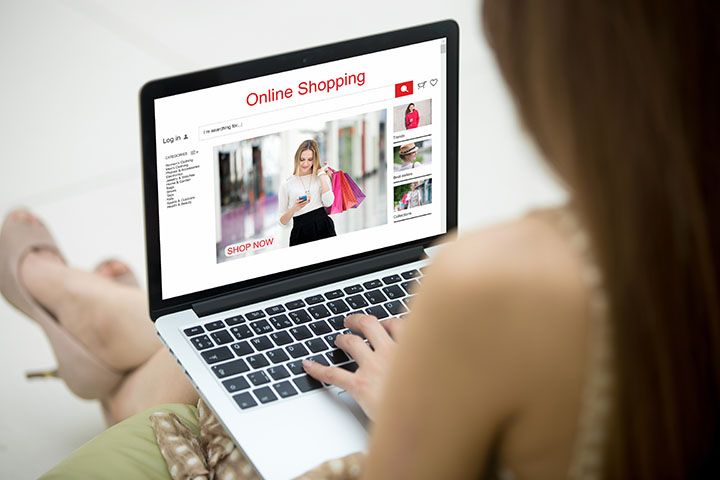 Online Apparel Retailing Market